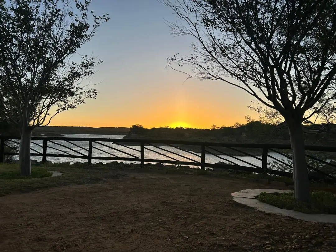 Oanob Lake