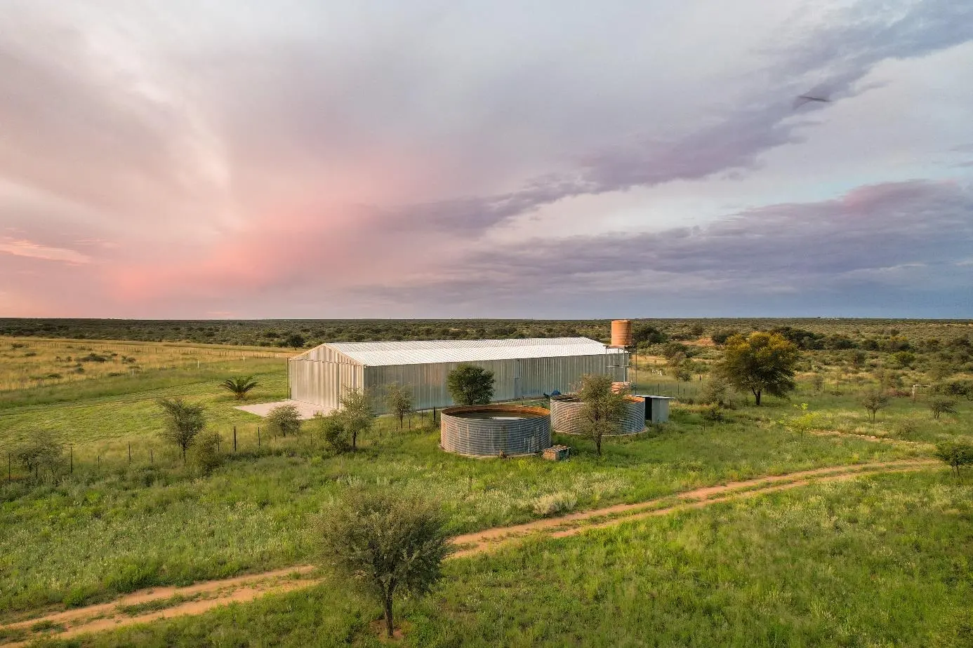 Exlusive Hunting ranch and Guest farm for Sale - NO WAIVER NEEDED
